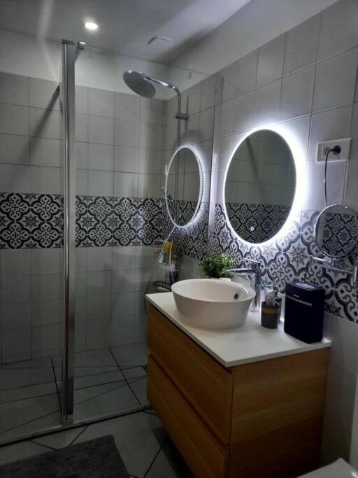 Superbe Appartement Moderne En Rez-De-Chaussee Ozoir-la-Ferrière Exteriör bild